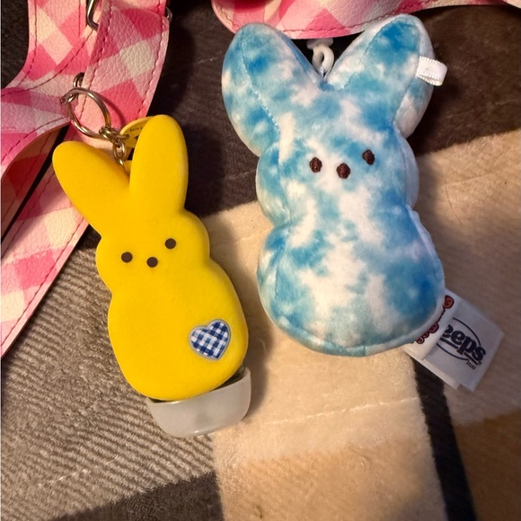 Bath & Body Works Peep bag with hand sanitizer and holder plus peep keychain - Picture 2 of 5